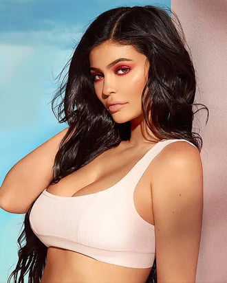 sexy girl kylie jenner